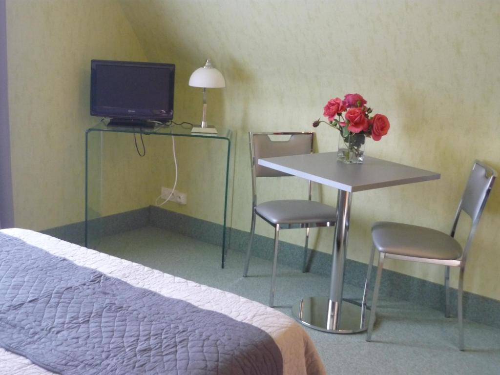 Bed and Breakfast Le Miramont Orincles Zimmer foto